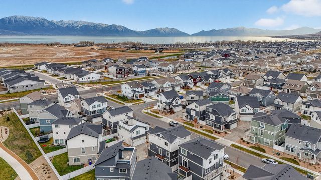 174 E POLARIS DR, Saratoga Springs, UT 84045