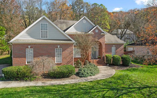 301 Horse Creek Drive, Chattanooga, TN 37405
