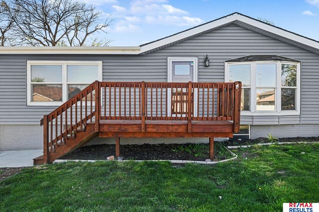2410 S 16th Street, Council Bluffs, IA 51501