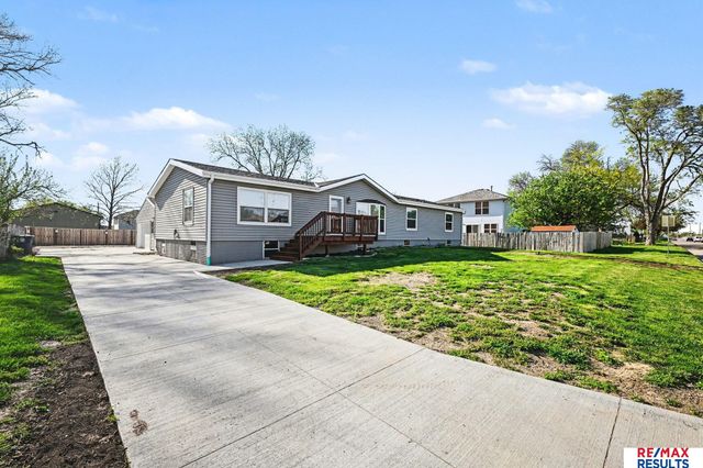 2410 S 16th Street, Council Bluffs, IA 51501