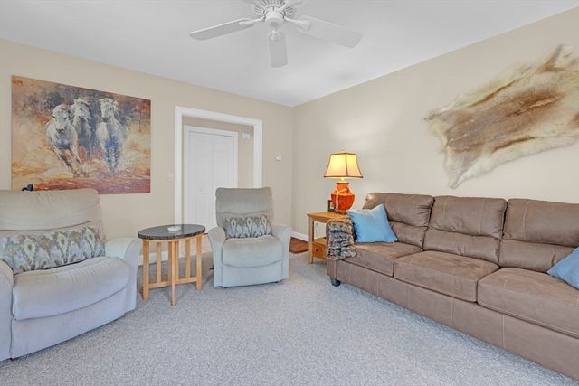 7 Kittredge Rd, North Brookfield, MA 01535