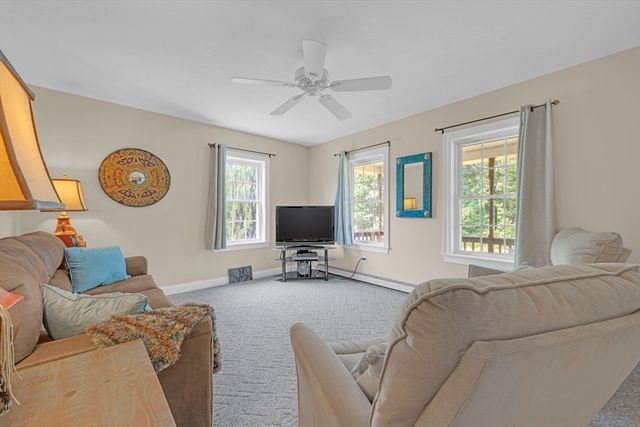 7 Kittredge Rd, North Brookfield, MA 01535