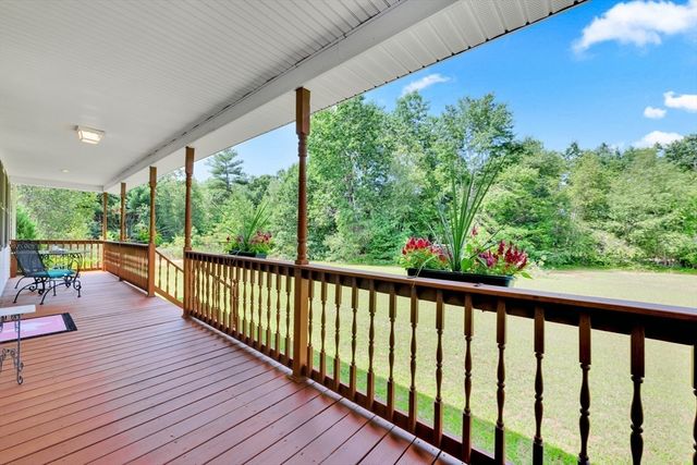 7 Kittredge Rd, North Brookfield, MA 01535