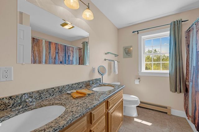 7 Kittredge Rd, North Brookfield, MA 01535