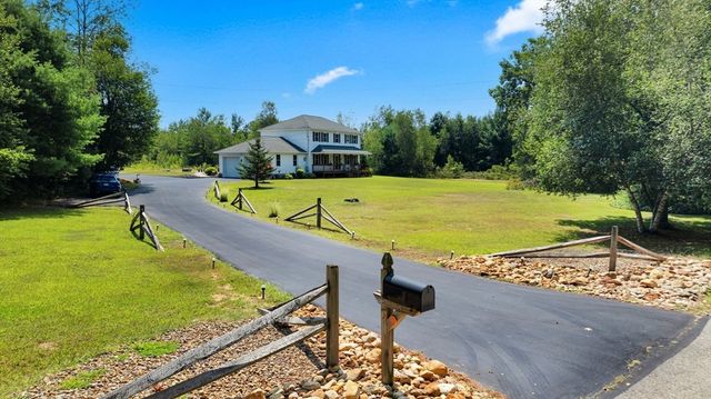 7 Kittredge Rd, North Brookfield, MA 01535