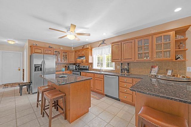 7 Kittredge Rd, North Brookfield, MA 01535