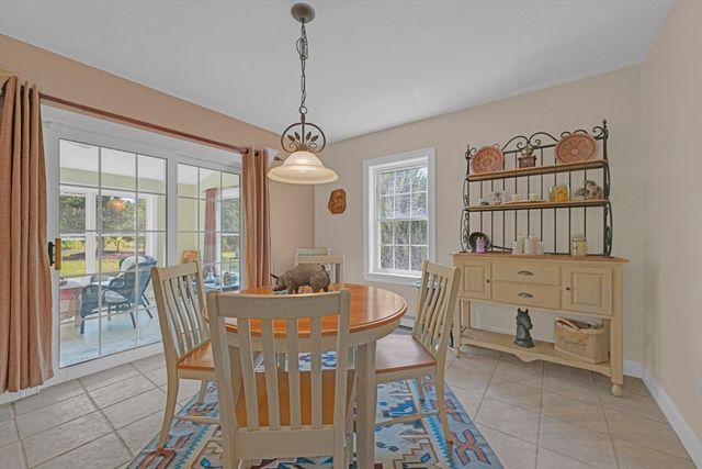 7 Kittredge Rd, North Brookfield, MA 01535