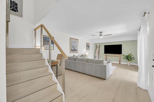 1208 12th Court, Jupiter, FL 33477