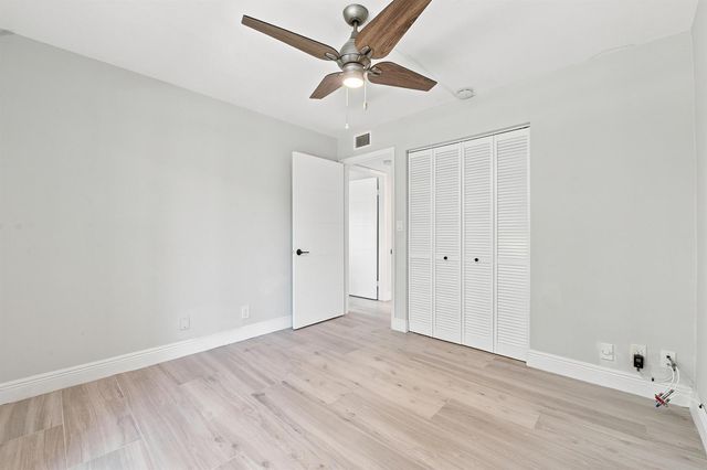 15492 LAKES OF DELRAY Boulevard 101, Delray Beach, FL 33484