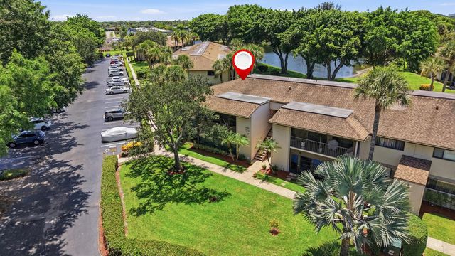 15492 LAKES OF DELRAY Boulevard 101, Delray Beach, FL 33484