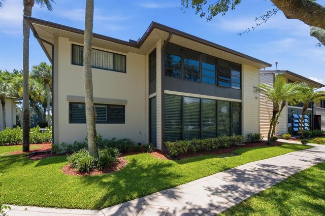 15492 LAKES OF DELRAY Boulevard 101, Delray Beach, FL 33484