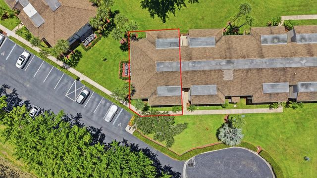 15492 LAKES OF DELRAY Boulevard 101, Delray Beach, FL 33484