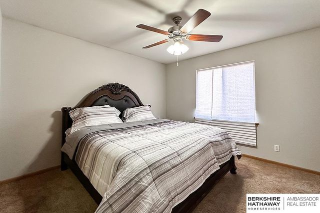 15724 Rosewood Street, Omaha, NE 68136