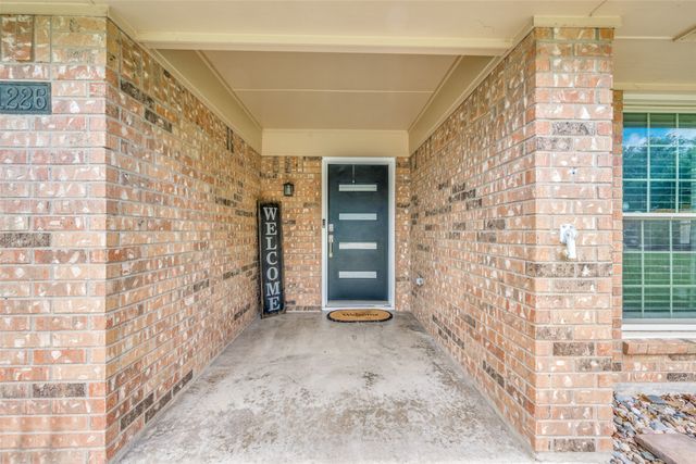 1226 Deer Ridge Drive, Duncanville, TX 75137