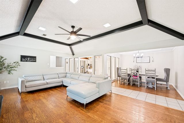 1226 Deer Ridge Drive, Duncanville, TX 75137