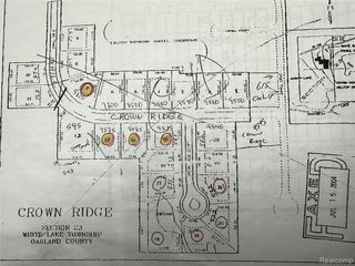 9575 Crown Ridge Drive, White Lake, MI 48386