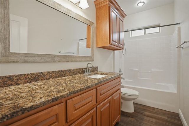 7166 Lake Placid Dr, Corpus Christi, TX 78414