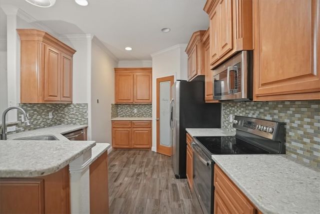 7166 Lake Placid Dr, Corpus Christi, TX 78414