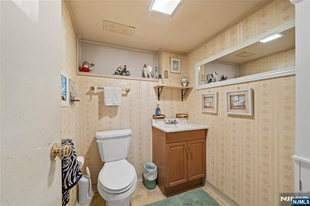 44 Scott Terrace, Clifton, NJ 07013