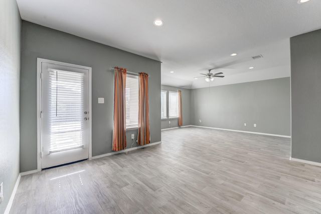 1815 Golden Ale Court, Richmond, TX 77469