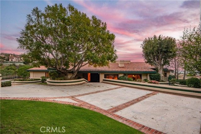 940 Paseo La Cresta, Palos Verdes Estates, CA 90274