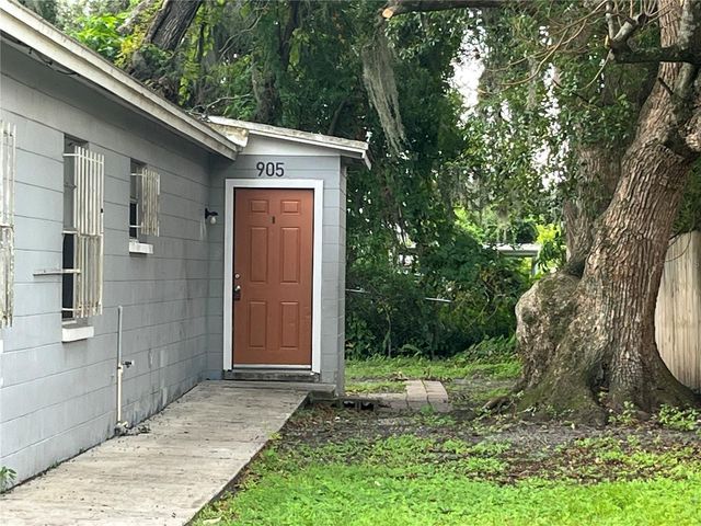 905 W MADISON STREET, Plant City, FL 33563