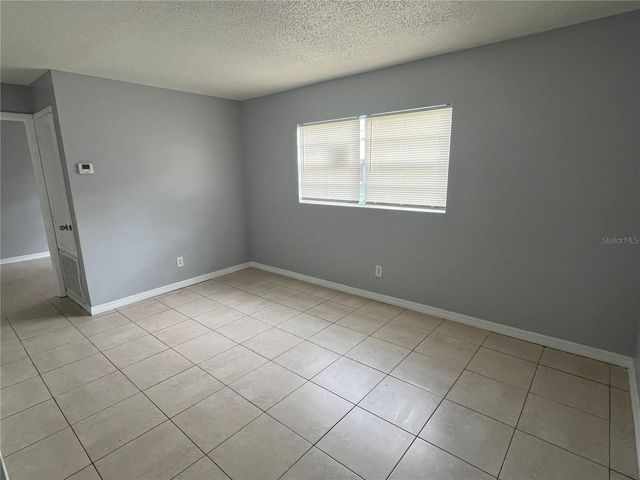 905 W MADISON STREET, Plant City, FL 33563
