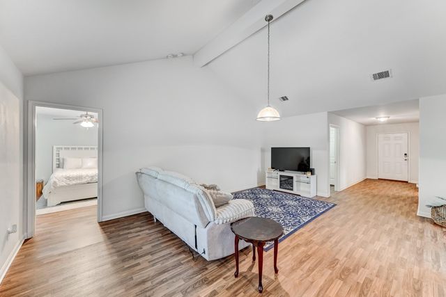 305 Pine Mist Lane, Conroe, TX 77304