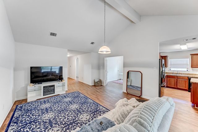 305 Pine Mist Lane, Conroe, TX 77304