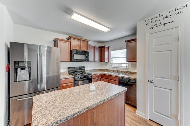 305 Pine Mist Lane, Conroe, TX 77304