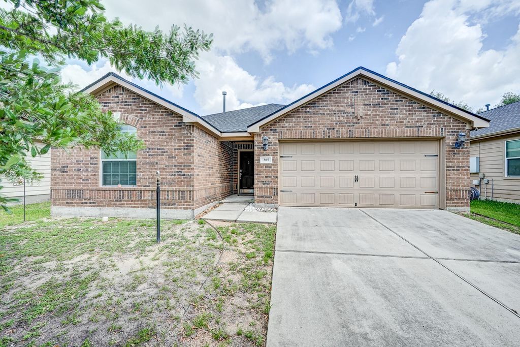 305 Pine Mist Lane, Conroe, TX 77304