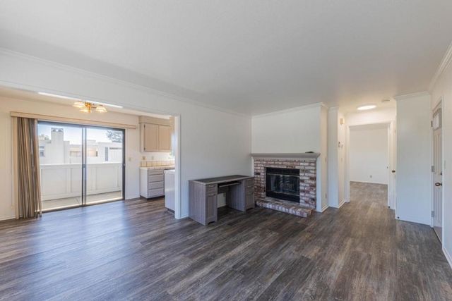 1052 Padre Drive 3, Salinas, CA 93901