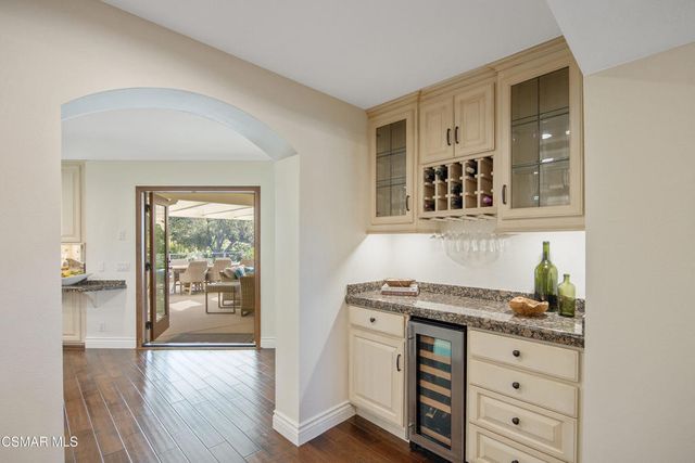 1800 Falling Star Avenue, Westlake Village, CA 91362