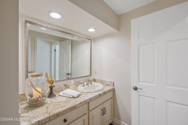 1800 Falling Star Avenue, Westlake Village, CA 91362