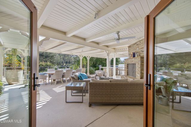 1800 Falling Star Avenue, Westlake Village, CA 91362