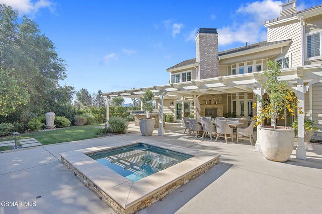 1800 Falling Star Avenue, Westlake Village, CA 91362