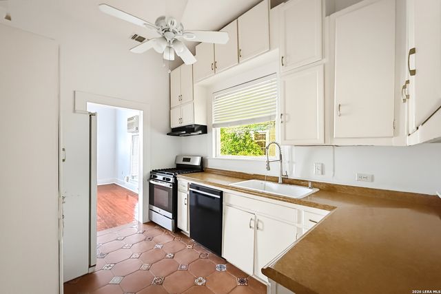 220 LEIGH ST, San Antonio, TX 78210