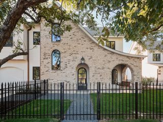 610 Allen ST 1, Austin, TX 78702