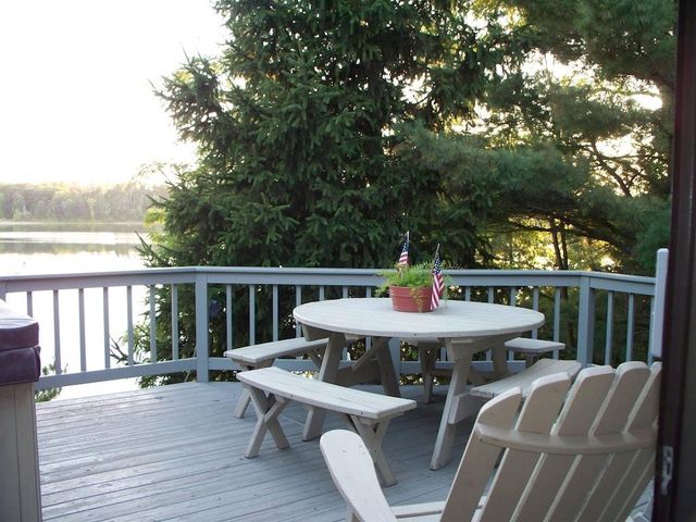 W6467 COTTONVILLE DRIVE, Wautoma, WI 54982