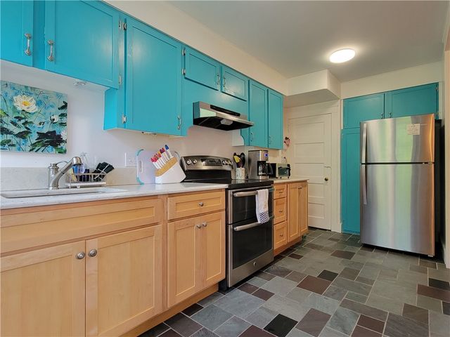 23 Morgan Street, Newport, RI 02840