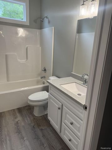 1939 Manchester Drive, Elba Township, MI 48446