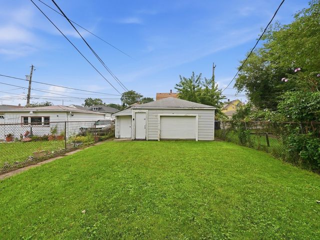 13437 S Green Bay Avenue, Chicago, IL 60633