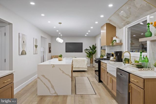 717 SUNSET DR, Somerdale, NJ 08083