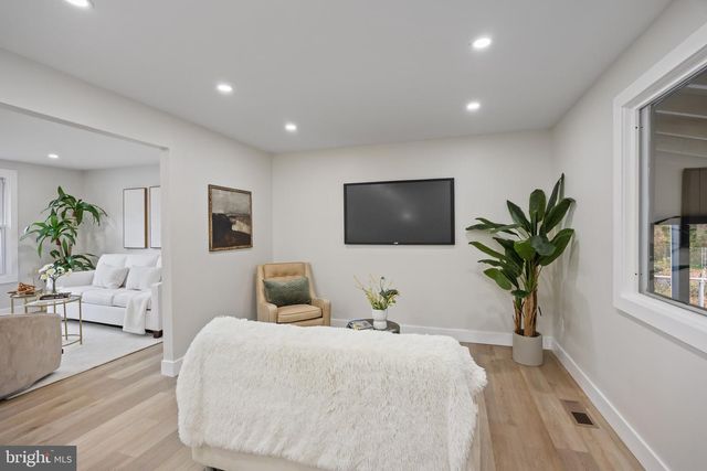 717 SUNSET DR, Somerdale, NJ 08083