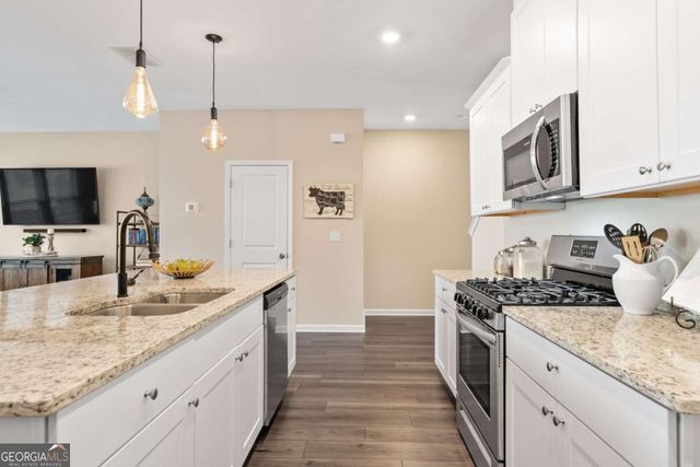 2210 Lanier Harbor Pointe, Buford, GA 30518