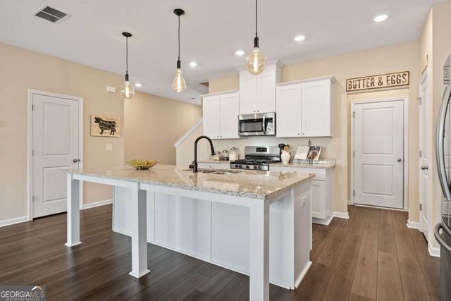 2210 Lanier Harbor Pointe, Buford, GA 30518