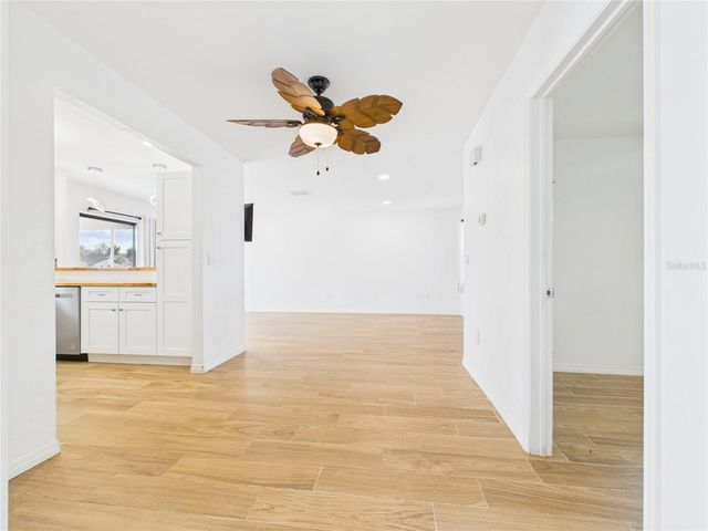 8050 ROXBURGH COURT, Weeki Wachee, FL 34613