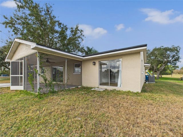 8050 ROXBURGH COURT, Weeki Wachee, FL 34613