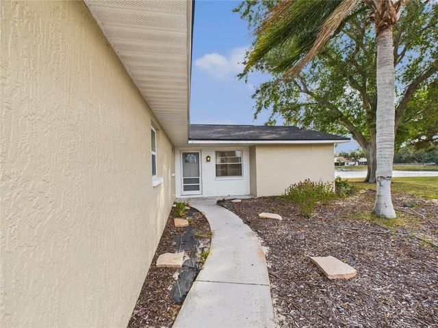 8050 ROXBURGH COURT, Weeki Wachee, FL 34613