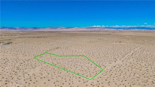 48 Moonlight Mesa, Joshua Tree, CA 92252